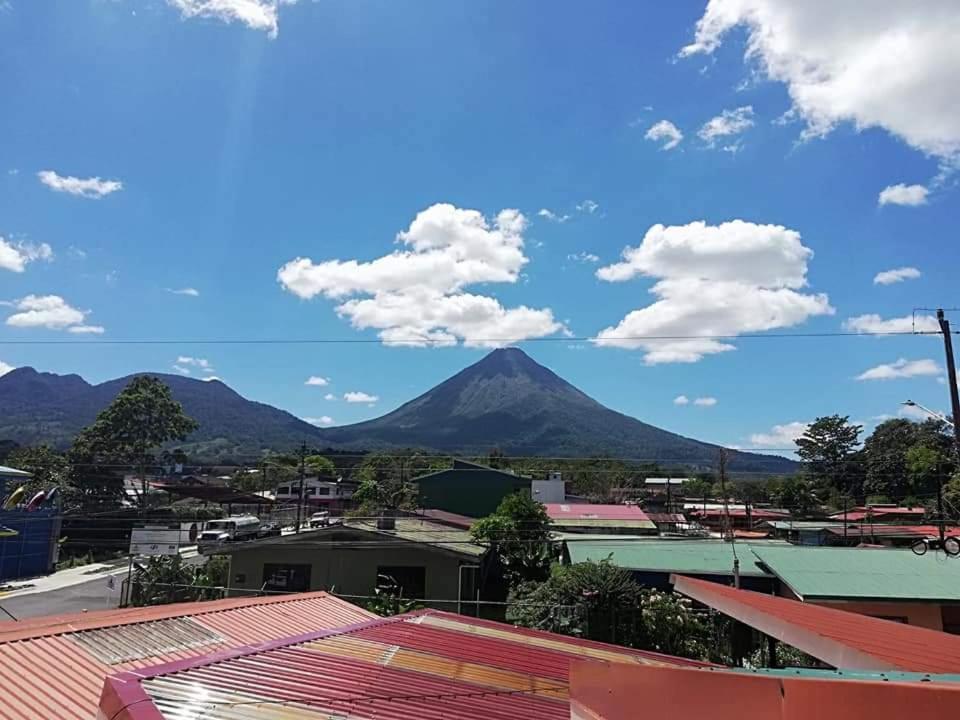 Hotel Sleeping Mountain Arenal La Fortuna Exterior foto